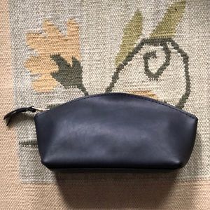 Portland Leather Smooth Black Eclipse Bag